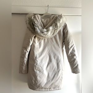 Abercrombie long puffer jacket in cream- worn once!